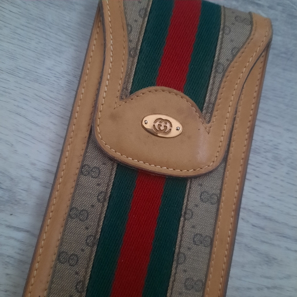 Gucci Case - Picture 2 of 13